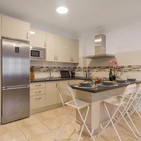 Rolycar 201 Apartman