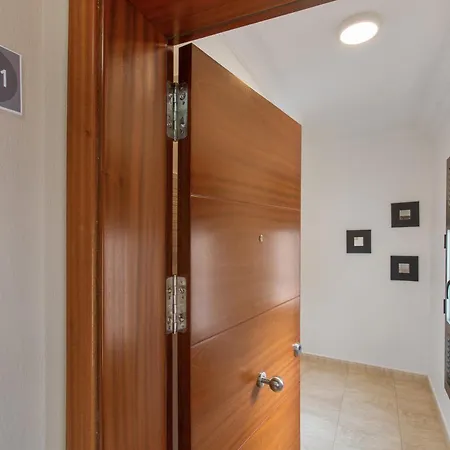 Rolycar 201 Guincho (Tenerife)